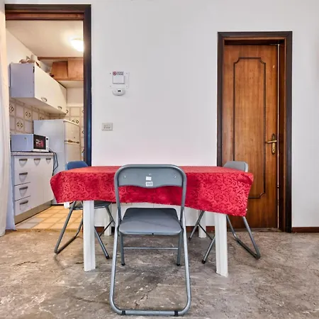 Stay In Center Apartments Mestre Venice Exterior photo